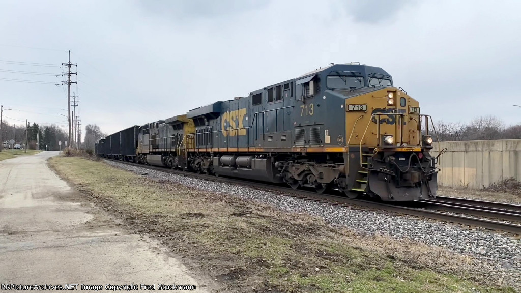 CSX 713 leads B158 near Broad Blvd.